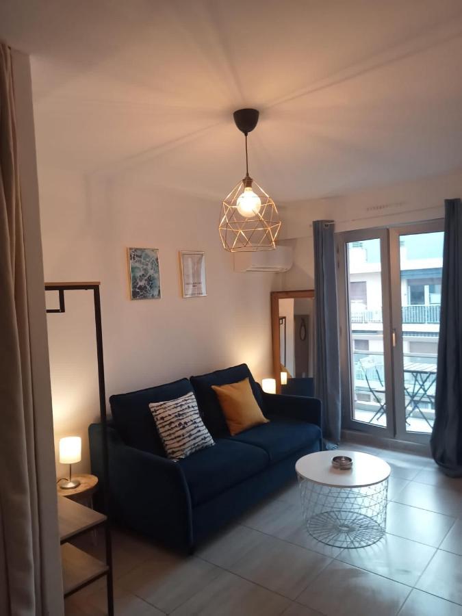 Appartement Studio Au Coeur Du Golf De Saint-Tropez Cavalaire-sur-Mer Exteriör bild